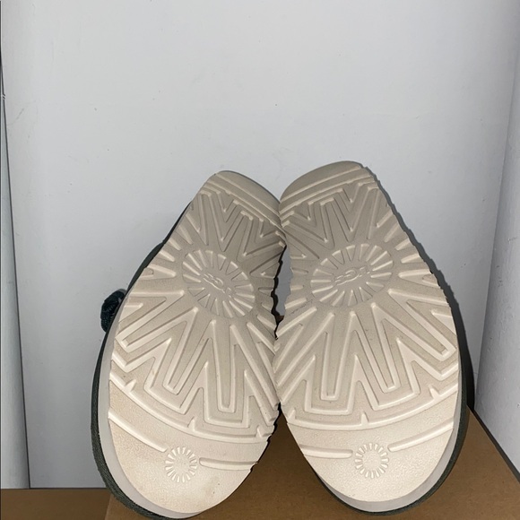 UGG LO LOWMEL - Picture 4 of 6